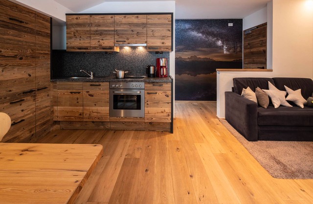 Modern Holiday Apartment "Sonnleiten Sterngucker 7" with Wi-Fi