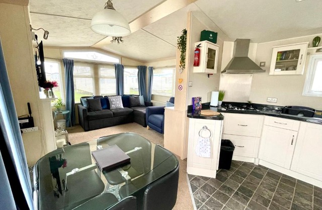 Modern Holiday Home #Skipsea Sands Static Hire