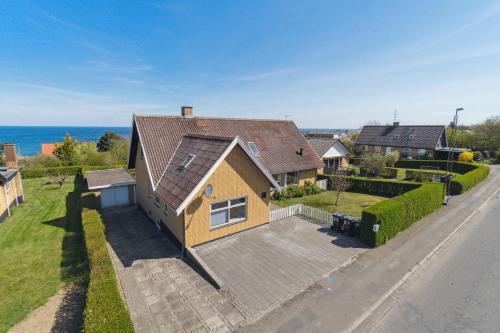 Modern Holiday Home With Sea View In Tejn