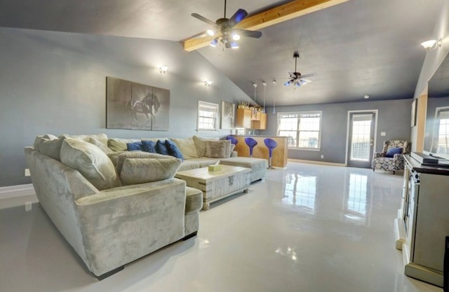 Modern Home Fenced Yard:4 Mi to Downtown Lexington Near Kentucky Horse Park & UK