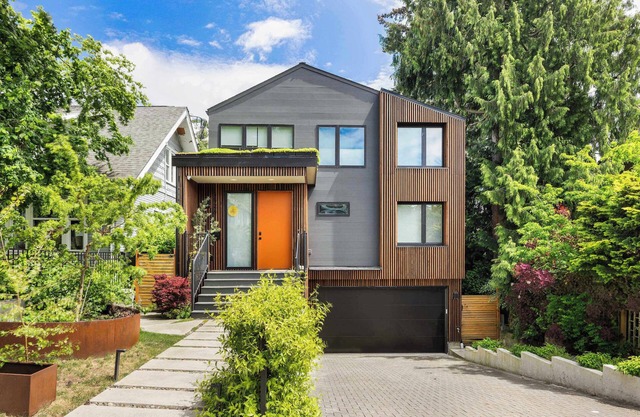 Modern Home w/City View |10’ Ceiling|Near UW & DT