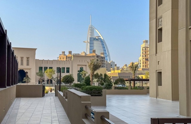 Modern Living -Near Burj AL Arab Close to Beach