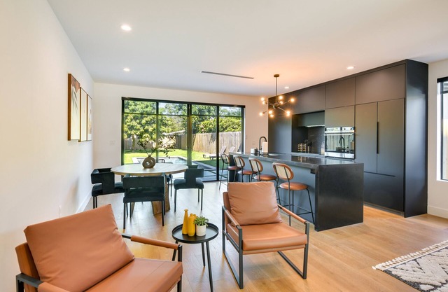 Modern Miami Home w/Pool 1 Mi to Design District!