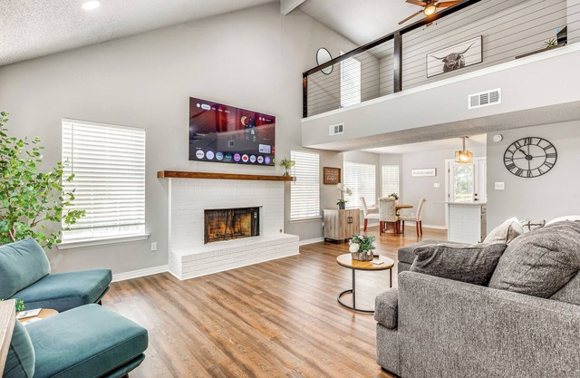 Modern Mobile Home w/Deck & Fully Fenced Yard!