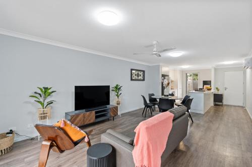 Modern New Townhouse in Booval