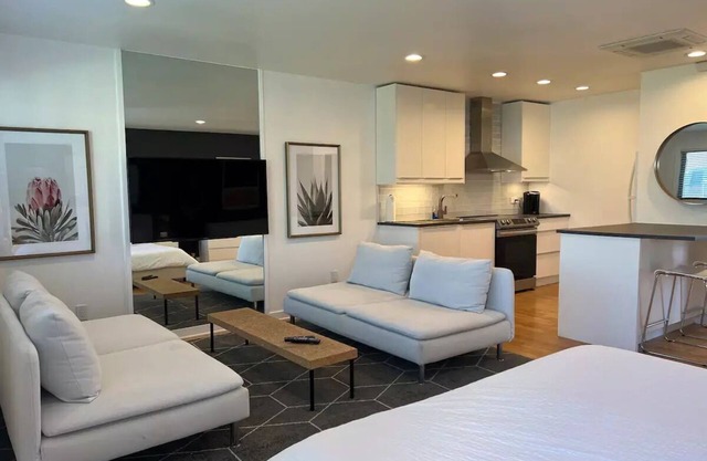 Modern Seagrove Studio on 30a- 2-Minute Walk to the Beach!