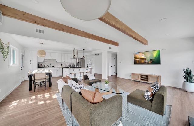 Modern Spacious Disney Arcade Pool House