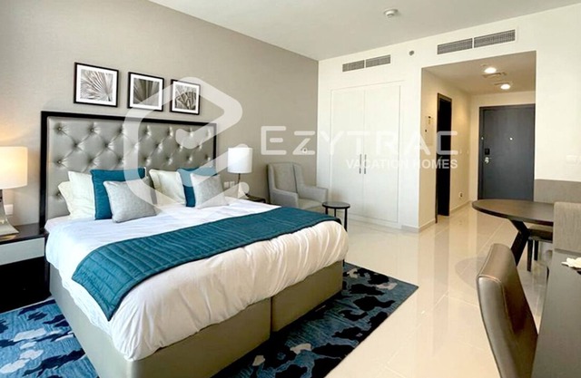 Modern Studio - Damac Celestia -Dubai South - Ezytrac Vacation Homes