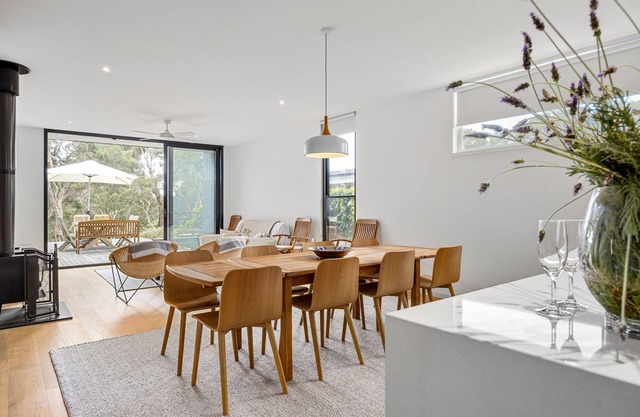 MODERN & STYLISH BEACH HOLIDAY RETREAT, ROYAL IN PORTSEA