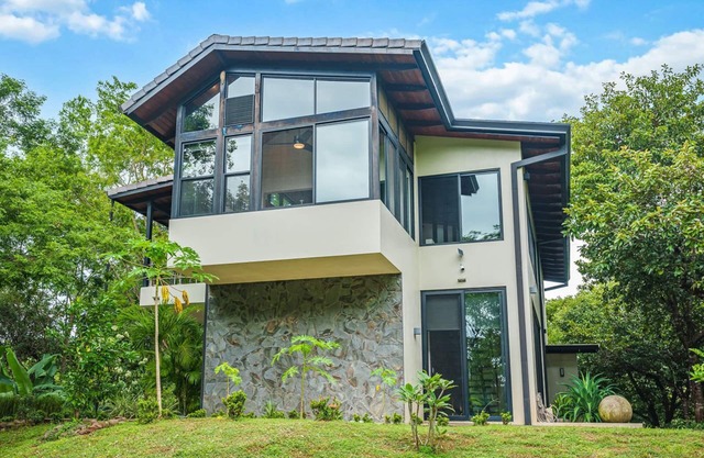 Modern Tropical 3BR House Surrounded by Nature