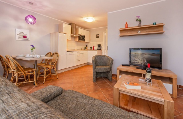 Modern vacation apartment with terrace - only 1 km to the beach