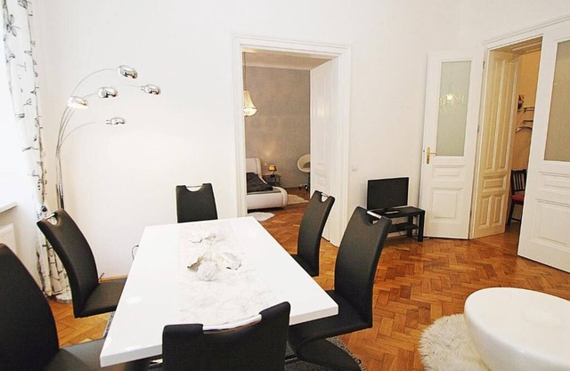 Modern vacation apartment (70sqm) for 4 people with kitchen