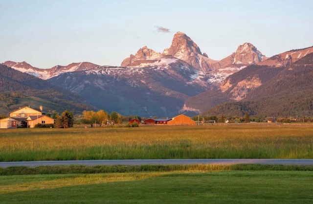 Modern Western Cabin with Hot Tub & Teton Views