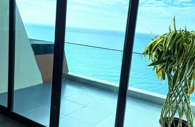 Moderno y Exclusivo Apartamento con Vista al Mar