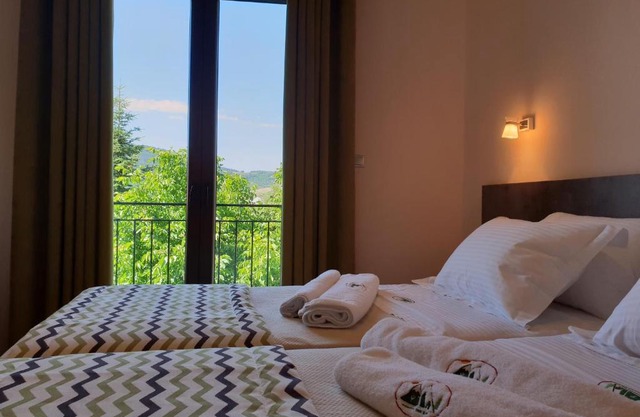 Mondeus Inn Luxury
