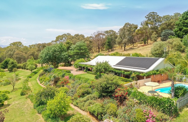 Monkey Gully Retreat - Summer & Winter Getaway