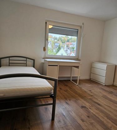 Monteurzimmer - Privatzimmer Unterkunft Siegen zentrale Lage mit Ausblick