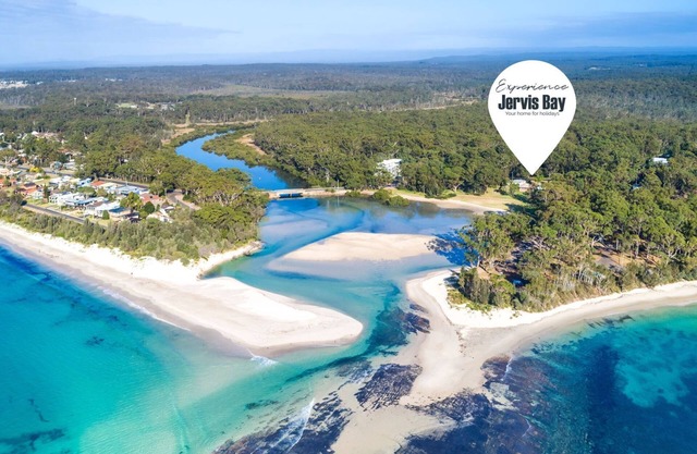 Moona Beach House by Experience Jervis Bay