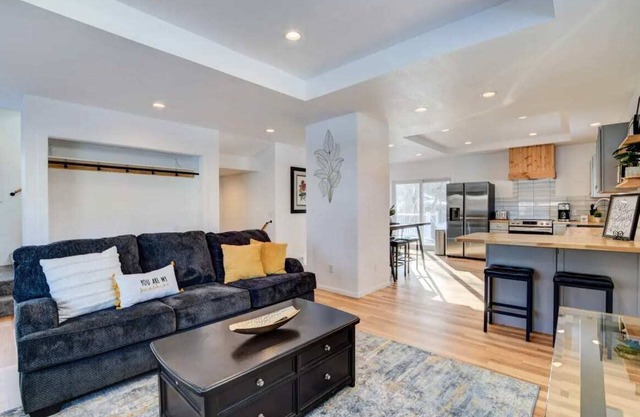 Moorhead Home Rental Near Downtown Fargo!