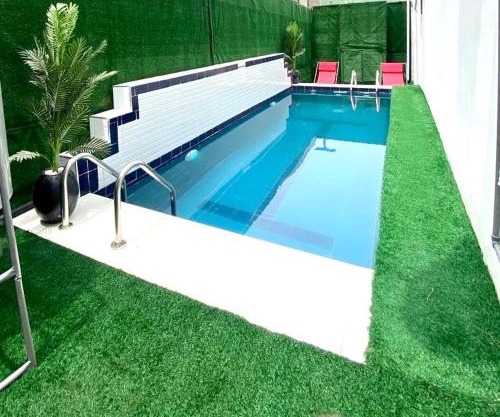Morak homes - Smart luxury 4-bed with private swimming pool, PS5, snooker, mini gym in reserved secured estate