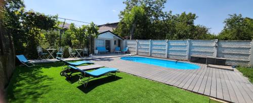 Morii Lake Pool Villa