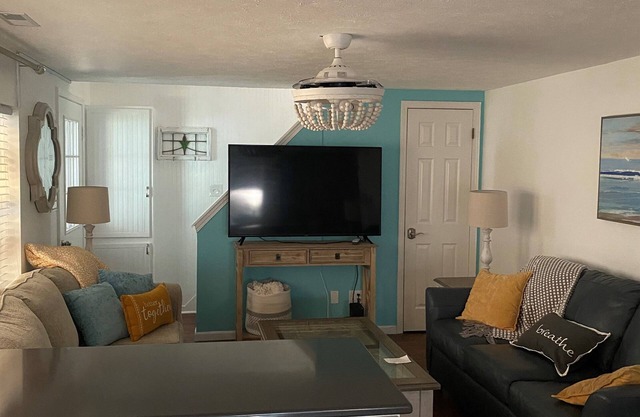 Morse Haven Resort-Cottage in Heart of Morse Reservoir Community