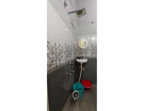Motel Highway Inn, Sasaram