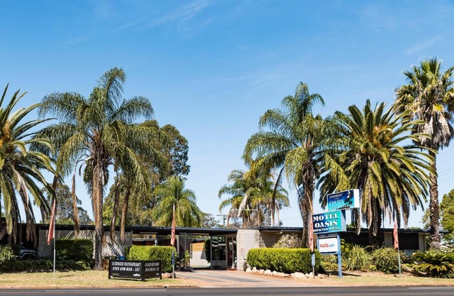 Motel Oasis