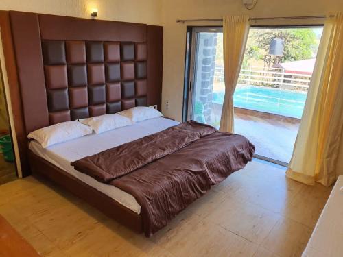 Mountain Bungalow Igatpuri