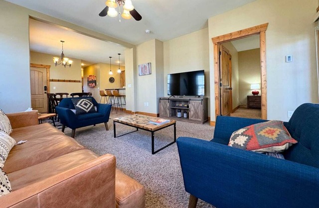 Mountain Chic Condo Near Grand Targhee and Driggs