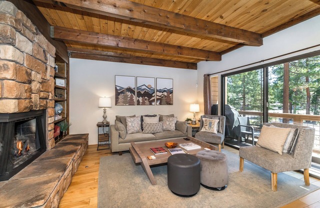 Mountain Escape - Lake Tahoe - Incline Village w/Pvt Garage