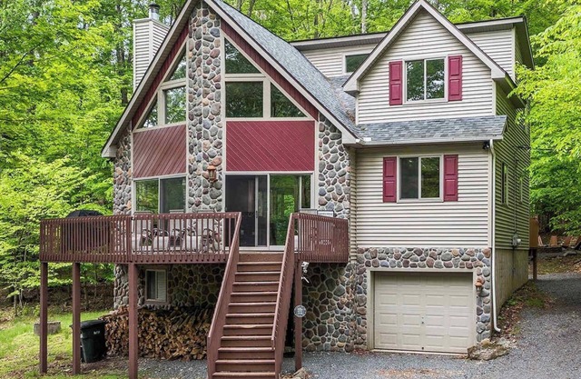 Mountain View Chalet | Hot tub, fire pit, hiking