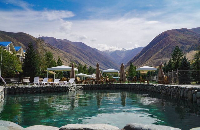 Mountain View Hot Spring Resort