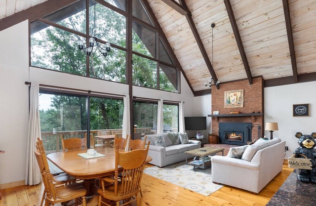 Mountain Views 🌟Gas Fire Pit and Grill
