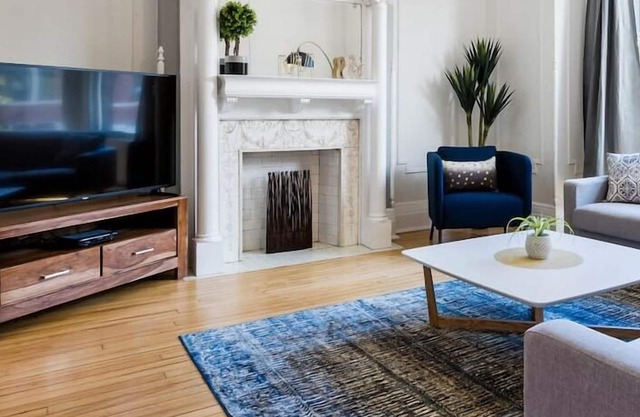 MTLVR #08 | Chic Mile-End, 2Ba, near the mountain