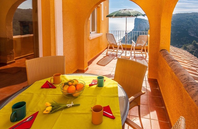 MURILLO, Murillo apartments in Cumbre del Sol for 5 guests free wifi