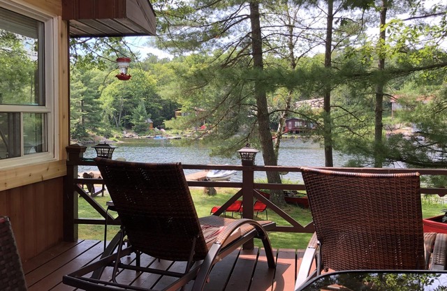 Muskoka, Big Chute - your sunny cottage destination