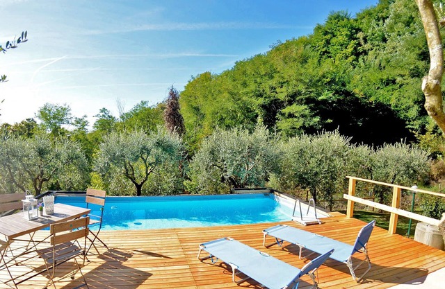 My Sweet Paradise on Lucca hilsl with stunning view