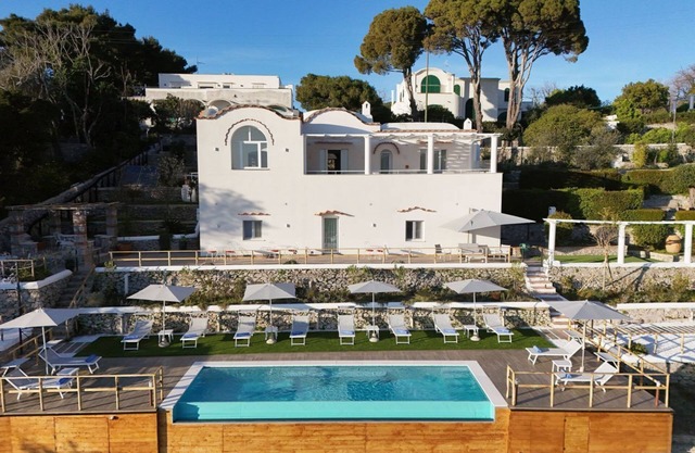 MyExclusiveItaly - Elegant Villa in Anacapri | Infinity Pool & Design