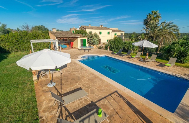 N'AMERA - Spectacular Mallorcan manor with private pool near the beaches of the southeast