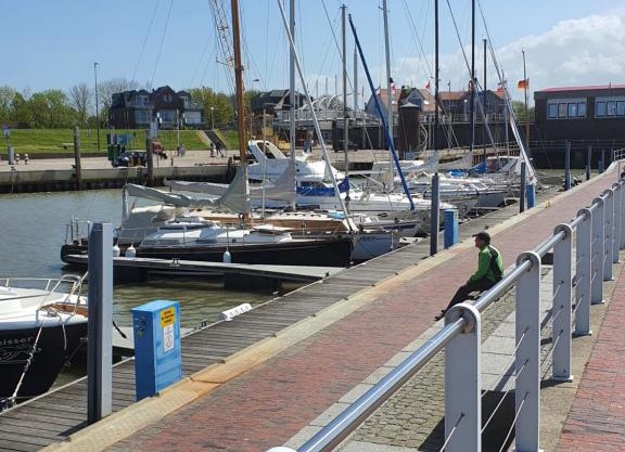 Nah am Strand in Bensersiel, Wooge 45