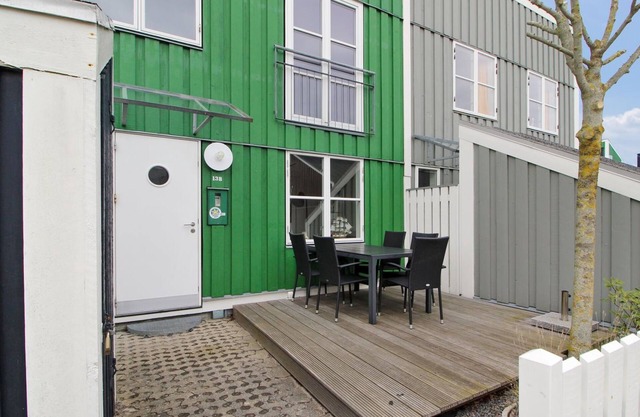 "Nalle" - 5m from the sea by Interhome
