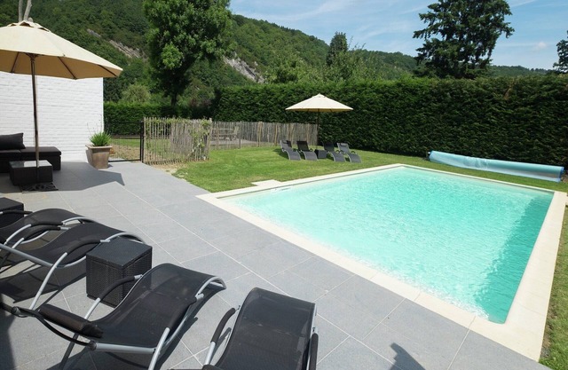 Namur Mansion by the Meus