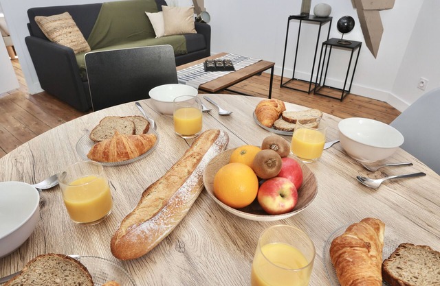 Napoléon Gare 7 ★ T2 ★ Dernier Etage ★ ByLocly