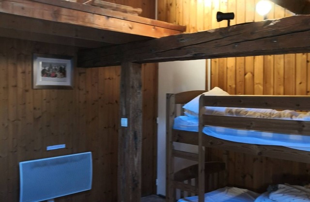 Nature in summer and skiing in winter in the heart of the 3 Valleys