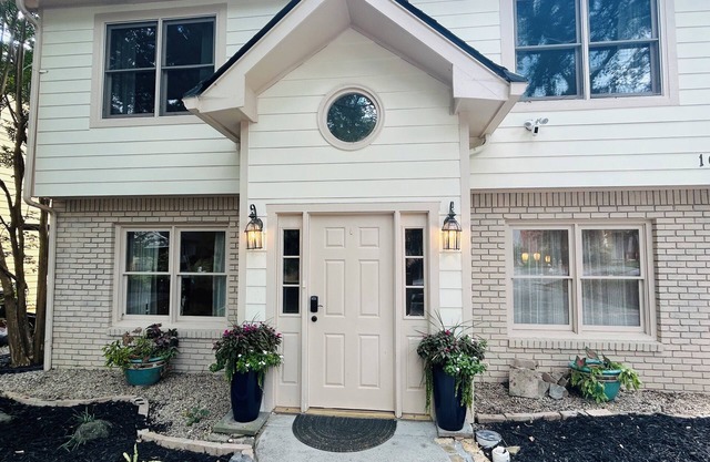 Nature’s paradise in Metro Atlanta: 3-bedroom house in Brookhaven/Buckhead