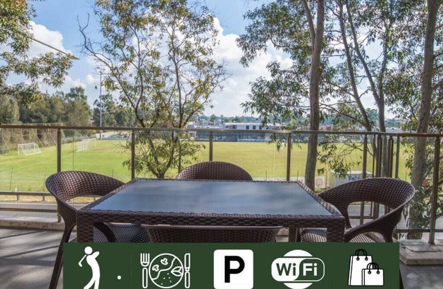 Near by Shops Golf Club 3bed home at Bonnyrigg AC Wifi