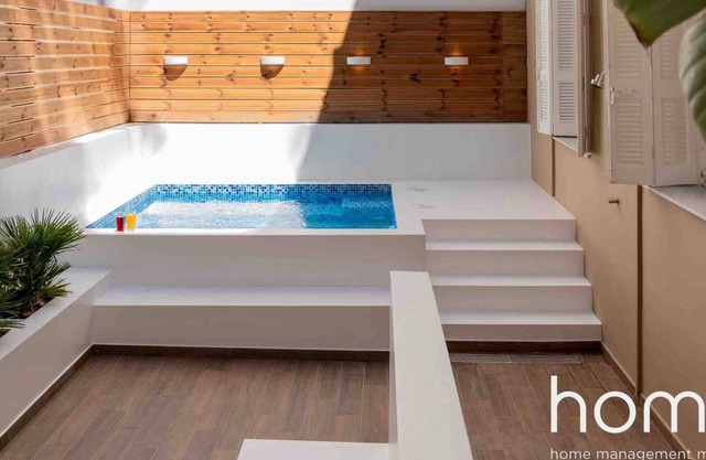Nemeseos 80m² Apartment with Roof Garden and Pool