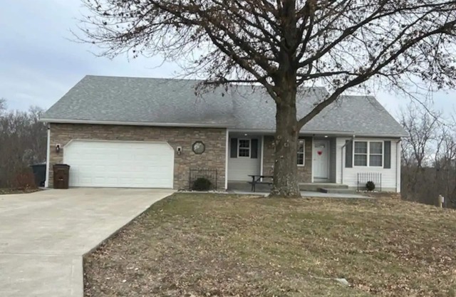 Never Too Farn Spacious house on dead end road with great outdoor space!nn