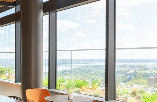 NEW 1-bedroom apartment in lovely Rosslyn, VA with Parking Included-Pool Access
